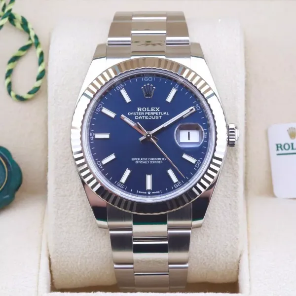 Rent Rolex DateJust Oyster Bracelet Watch