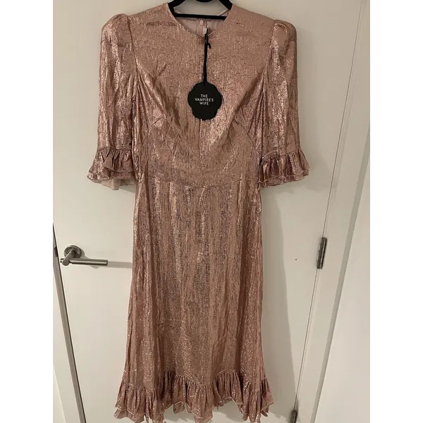 vampires wife gold dress WW30126] The vampire's wife main image 1
